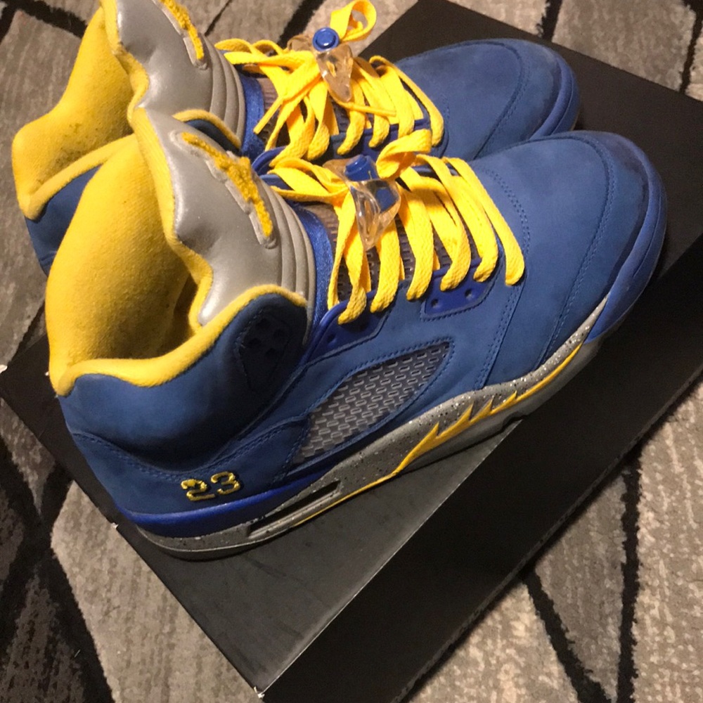 Jordan 5s Laney, for trade or buy